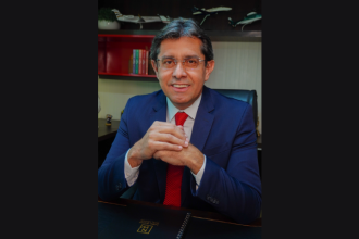 Márcio Coutinho explica que o registro de candidatura exige certidões negativas atualizadas para garantir validade no processo eleitoral.