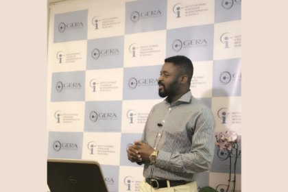 Oluwatosin Tolulope Ajidahun explica como a saúde do fígado influencia diretamente a capacidade reprodutiva.
